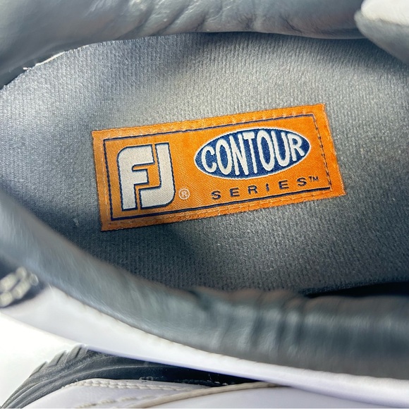 FootJoy FJ Contour Series White Leather Spikes Golf Shoe 54051; Men's Size 9.5 M - Picture 13 of 16